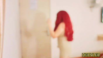 Modelando para mi amigo y nos calentamos