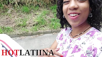 Muestro Mis Tetas en Publico Mientras Mi Cu&ntilde_ado Conduce - MEDELLIN COLOMBIA