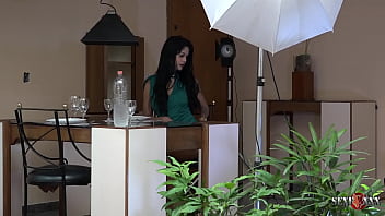 Bastidores com a musa Shayenne Samara