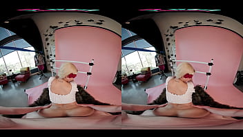 VRHUSH Flamenco dancer Bridgette B puts on a show