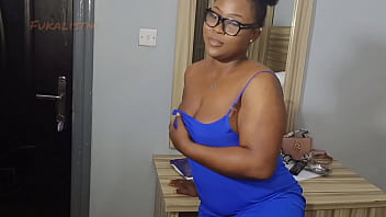 Cheating Housewife is interested in fucking neighbours BBC, she doesn'_t care about the family business