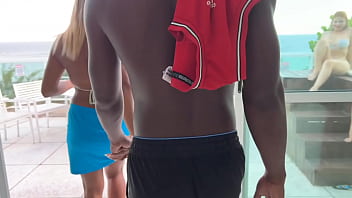 Tr&ecirc_s gostosas loucas de tes&atilde_o,  acabamos convidando um Super dotado big Black cock para participar da nossa putaria, o safado meteu muito no meu bucet&atilde_o A safadinha do forr&oacute_ e Marlon costa