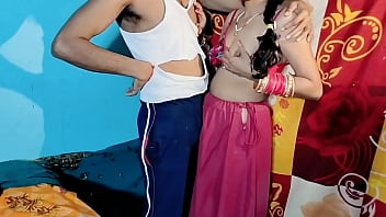 देशी वीडियो नौकरी कर रहा नौकर से घर की मालकिन ने चुदाई रात भर