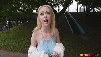 Carrie Sage Flash Her Tits For Money on Road