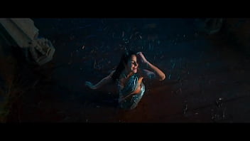 हम तुम एक कमरे में बंद हो और चाबी खो जाए