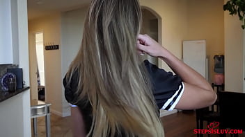 Ella Reese and Brad Newman have hard sex