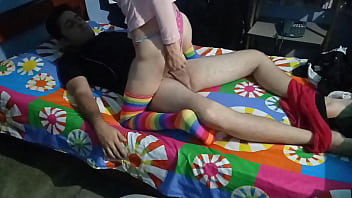 Contrate una prostituta venezolana para que me sacara la leche, lo disfrut&eacute_ mucho y la coji a pelo(sin cond&oacute_n)