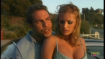 MILF in black high heels receives oral before bouncing on a shaft