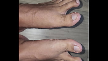 You want to lick me feet