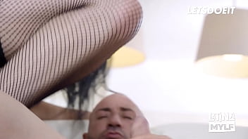 Perfect Latin Babe Yenifer Chacon Receives Vaginal And Anal Treatment From Big Penis Plumber At Her House - LATINA MYLF