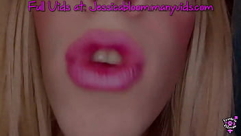 Worship Stepmom&#039_s Pits, Feet &amp_ Cock Huge Cumshot POV Rolplay Jessica Bloom