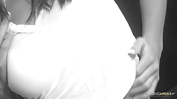 Since nobody will be home soon Kelly Kline can openly ask him for hardcore plowing