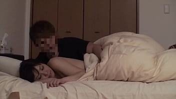 深夜●淫 4 総務課で働くカレン。彼女の仕事のおかげで社の業務は円滑に進み、誰にでもやさしく微笑む姿に男子社員は癒される。 第２部 https://bit.ly/3Yl9uHE