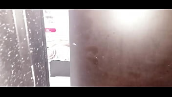 La chica ENMASCARADA es una M&Aacute_QUINA DE ORGASMO