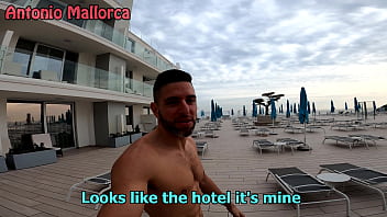 Mesmerizing BIG ASS Spanish Gets Picked Up In Public