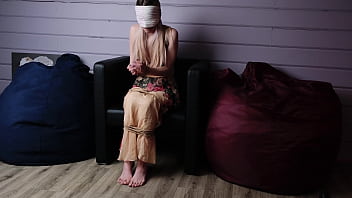 Kira Loster submissive wants to get free from punish