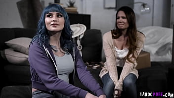 Jewelz Blu and milf Serene Sirene having a hot and passionate lesbian sex