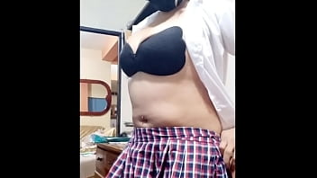 ESTE ES EL VIDEO FILTRADO! MI HERMANASTRA ES LA ESTUDIANTE MAS CALIENTE DE CLASES, LE GUSTA HACER PORNO CASERO EN LA OFICINA DEL PROFESOR Y MOSTRAR SU VAGINA AJUSTADA