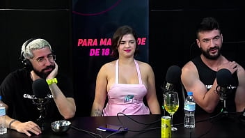 White fairy voltou no podcast e ficou peladinha