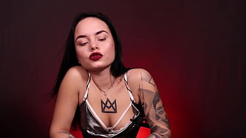 Покажу фанатам сиськи.