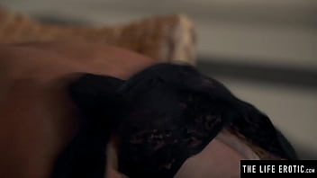 Petite Spanish submissive obeys her master&#039_s orders to orgasm