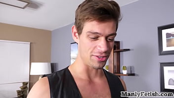 Submissive cosplay bottom barebacked by mesmerizing top