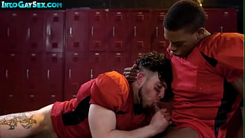 Athletic IR stud enjoys bareback anal in the locker room