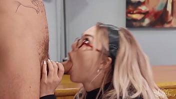 (Chris Damned) Comes To See His Therapist (Emma Rose) He Ends Up Fucking Her Asshole In Her Office - Trans Angels