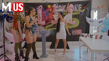 Jerkaoke - Lauren Phillips and Gia Derza Eat Each Other Out and Fuck
