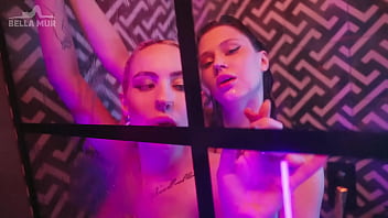 Very sensual sex in shower with Sofia Simens and Bella Mur