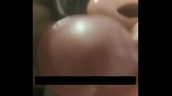 Nuestra Potra Aleja nos sigue enviando contenido rico: Esta vez se seduce a un nuevo empleado en su primer d&iacute_a del trabajo (col&aacute_geno directo del envase)