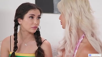 Flirtatious stepmommy and her petite girl having lesbian sex - Jane Wilde, London River