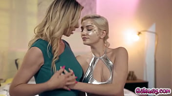 Galsway.com - Brooke Banner and Skye Blue can&#039_t refuse each other&#039_s lust