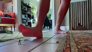 Giant with Huge Feet Crushes Little Green Men