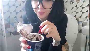 Chantal has not yet realized that I am spying on her from behind the door while she is on the toilet. And I film it