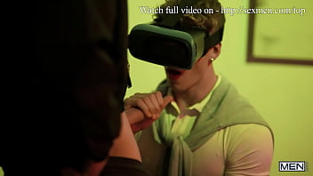 Immersive Top / MEN / Finn Harding, Felix Fox  /  -Follow and watch Finn Harding at www.men.com/finn