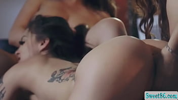 Busty Syren De Mer and Maddy May threesome skinny Carmen Valentina