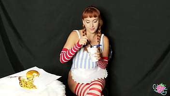 Wendy Cosplay Wendys Mukbang