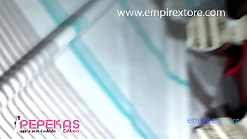 morena perdicao recebe de presente de natal um vibrador e uma piroca