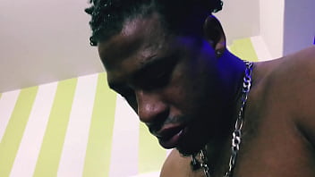 ACABEI RECEBENDO UMA SURRA DE BUNDA DE UMA DAS BIG ASS MAIS GOSTOSAS DO XVIDEOS , MAS ELA TROUXE OUTRA GOSTOSA JUNTO COM ELA  AONDE DEI UMA SURRA DE ROLA GOSTOSA COM MUITA LEITADA&hellip_ SUZY FURACAO , DOCE LOLA !!! PARTE 2