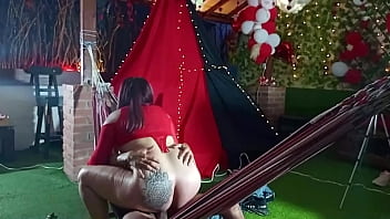 le doy una noche de sexo a un seguidor a cambio de dinero para pagar mi renta en medellin colombia