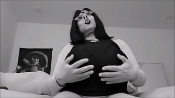 Voluptuous Shemale Whore Karola TS