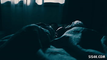 Lesbo scissoring - Alina Lopez, Kendra Spade