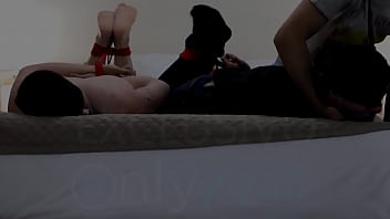 Treiler Hogtie - Victor e André_