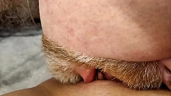 Mutual oral sex and close-ups of dick in wet mature cunt !