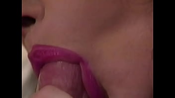 Brunette MILF in green lingerie Lilli Xene sucks and fucks young stud like a pro