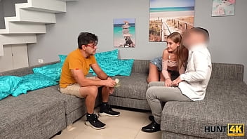 HUNT4K. Dirty gf took advantage of darkness to give a blowjob