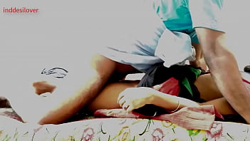 भारतीय किशोरों उसके प्रेमी चूसने बड़ी कड़ी और कड़ी मेहनत की कोशिश कर के लिए पहली बार गुदा