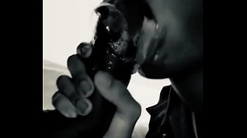 Nigerian getting dick sucked by New York thot