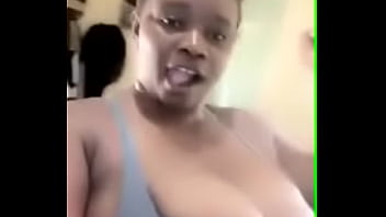 Nigeria lady with big boob'_s